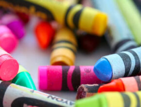 Colores que empiezan con F